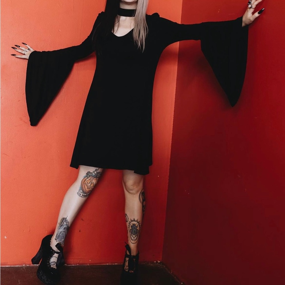 Never Worn 2X Pretty Cult Black Bell Sleeve Dress